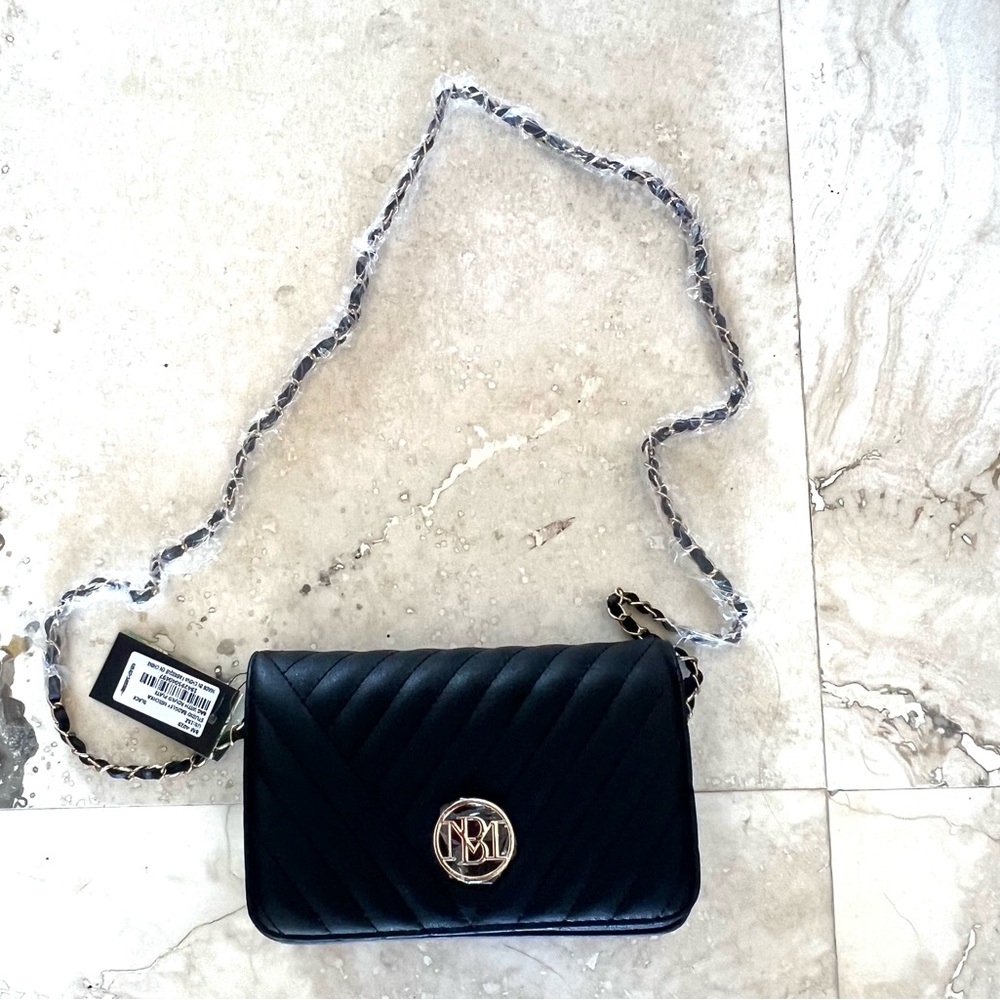 Badgley Mischka Elegant Black Quilted Crossbody Bag